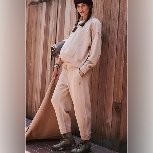 NWT NEW Free people movement x Hatch intercept pants in desert sand - Picture 2 of 7